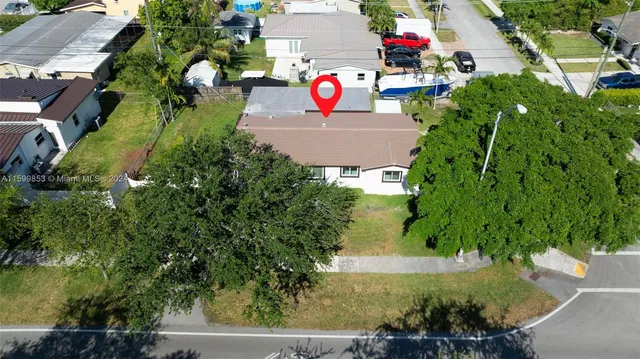 $819,900 | 2901 Southwest 92nd Avenue, Miami, FL 33165