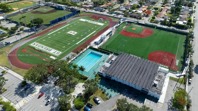 $819,900 | 2901 Southwest 92nd Avenue, Miami, FL 33165