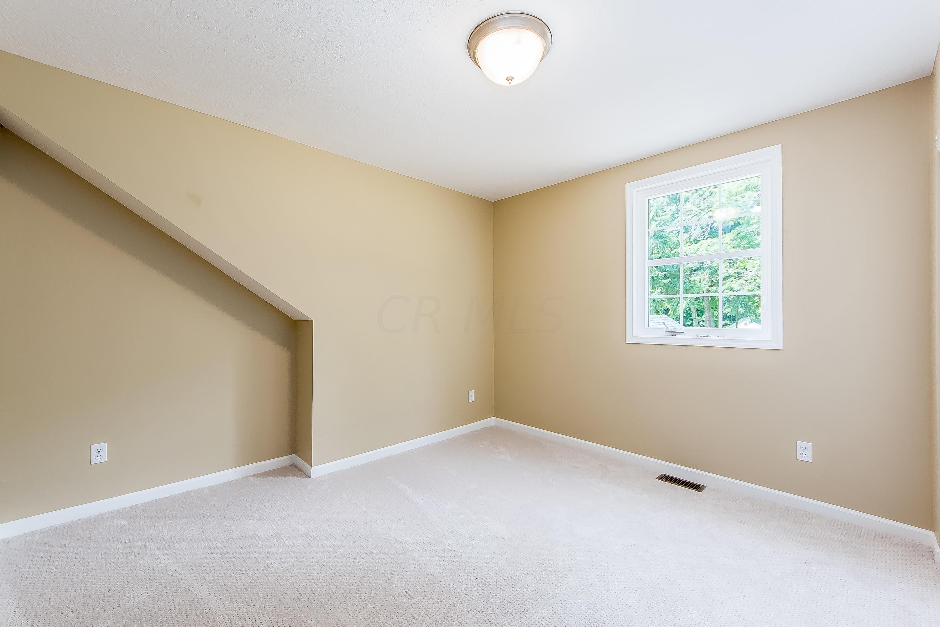 6245 Linworth Road Worthington, OH 43085 - Photo 33 of 37