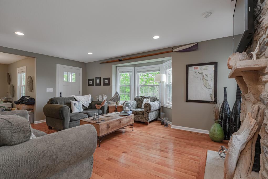 6245 Linworth Road Worthington, OH 43085 - Photo 5 of 37