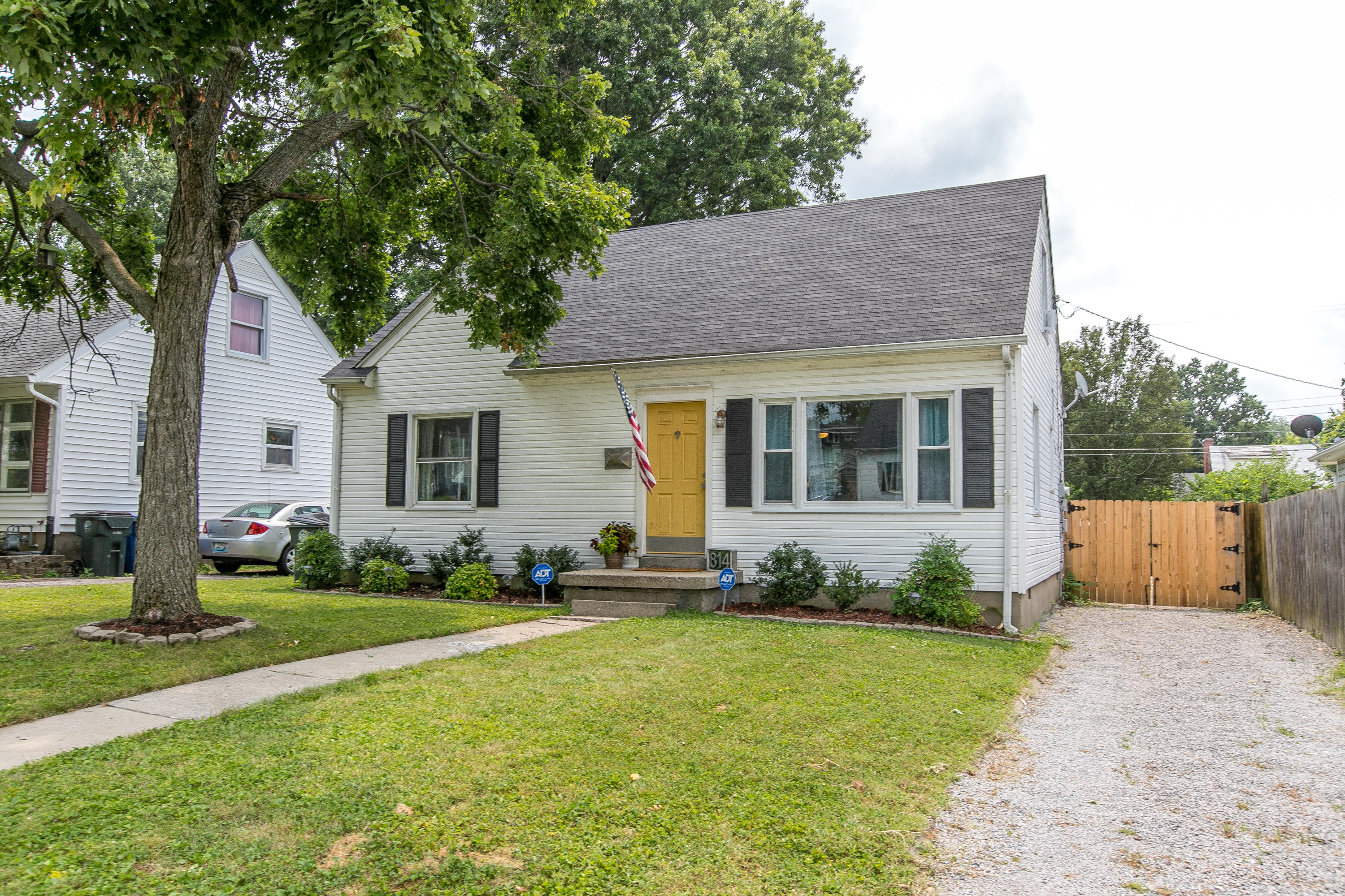 814 Carneal Road Lexington, KY 40505 - Photo 4 of 34 1