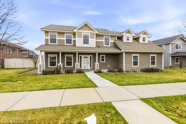 $715,000 | 3250 North Durrow Loop, Post Falls, ID 83854