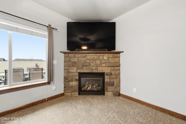 $715,000 | 3250 North Durrow Loop, Post Falls, ID 83854