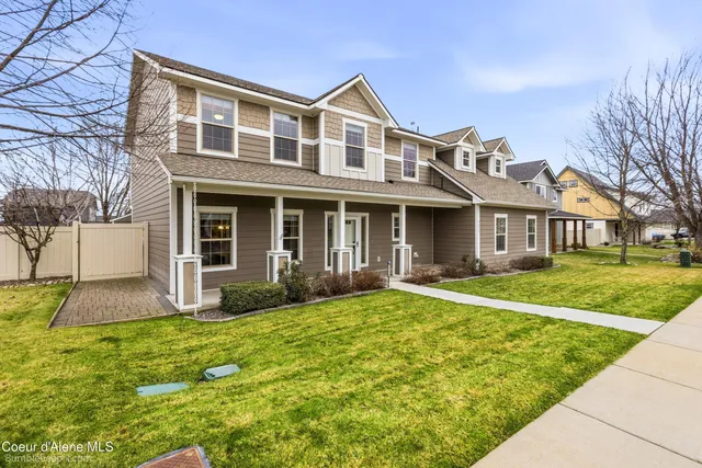 $715,000 | 3250 North Durrow Loop, Post Falls, ID 83854