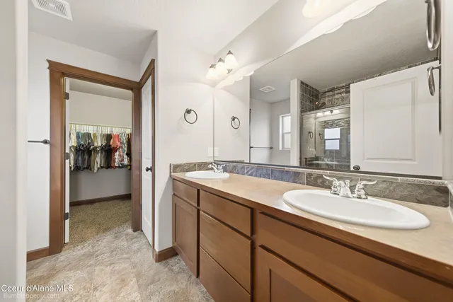 $715,000 | 3250 North Durrow Loop, Post Falls, ID 83854