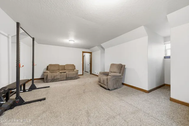 $715,000 | 3250 North Durrow Loop, Post Falls, ID 83854