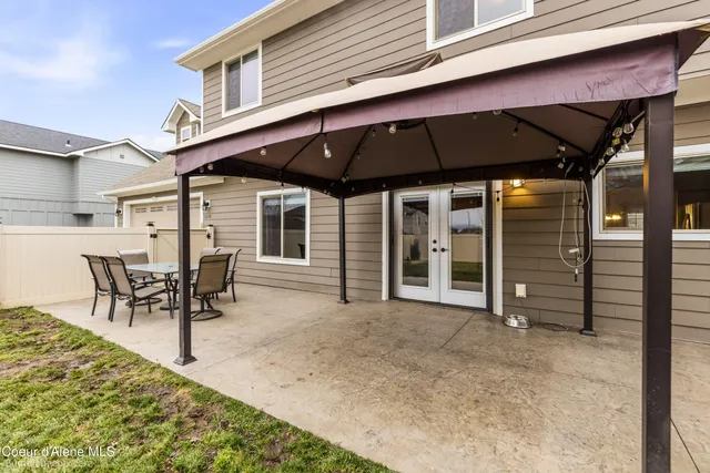 $715,000 | 3250 North Durrow Loop, Post Falls, ID 83854