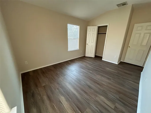 $2,000 | 707 Kiley Drive, Houston, TX 77073