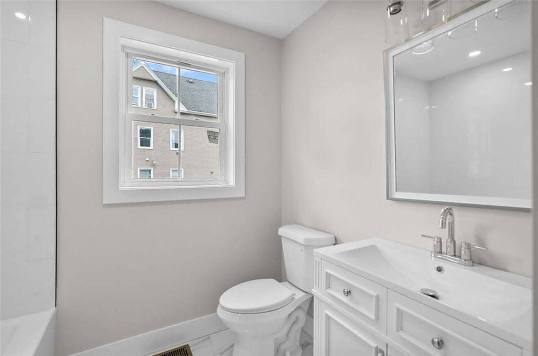 137 Stanwood Street Providence, RI 02907 - Photo 15 of 18