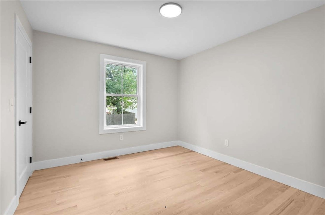 137 Stanwood Street Providence, RI 02907 - Photo 16 of 18
