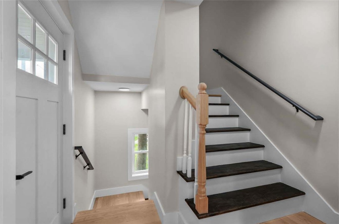 137 Stanwood Street Providence, RI 02907 - Photo 6 of 18