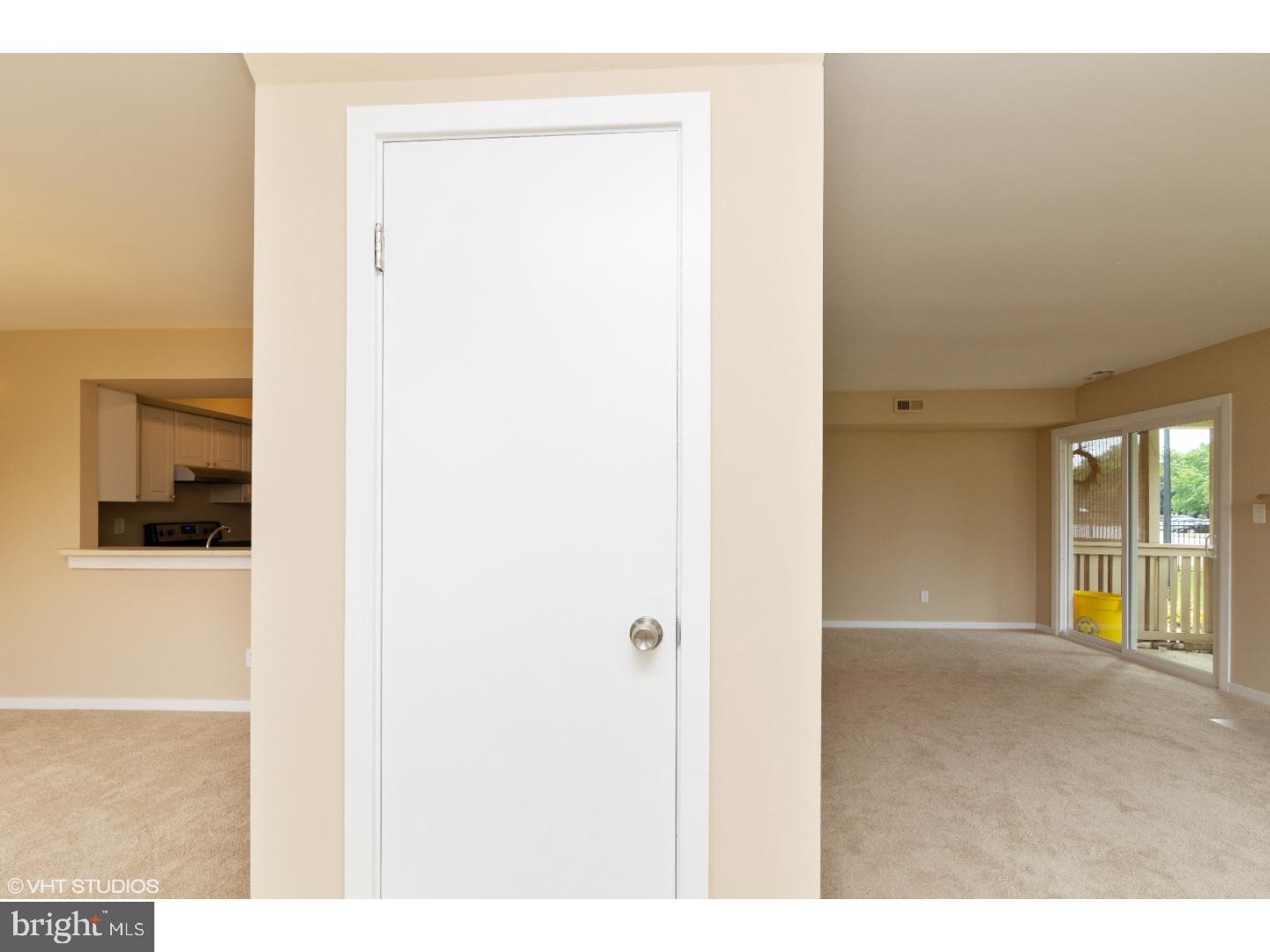 116 Sandra Road Voorhees, NJ 08043 - Photo 3 of 25