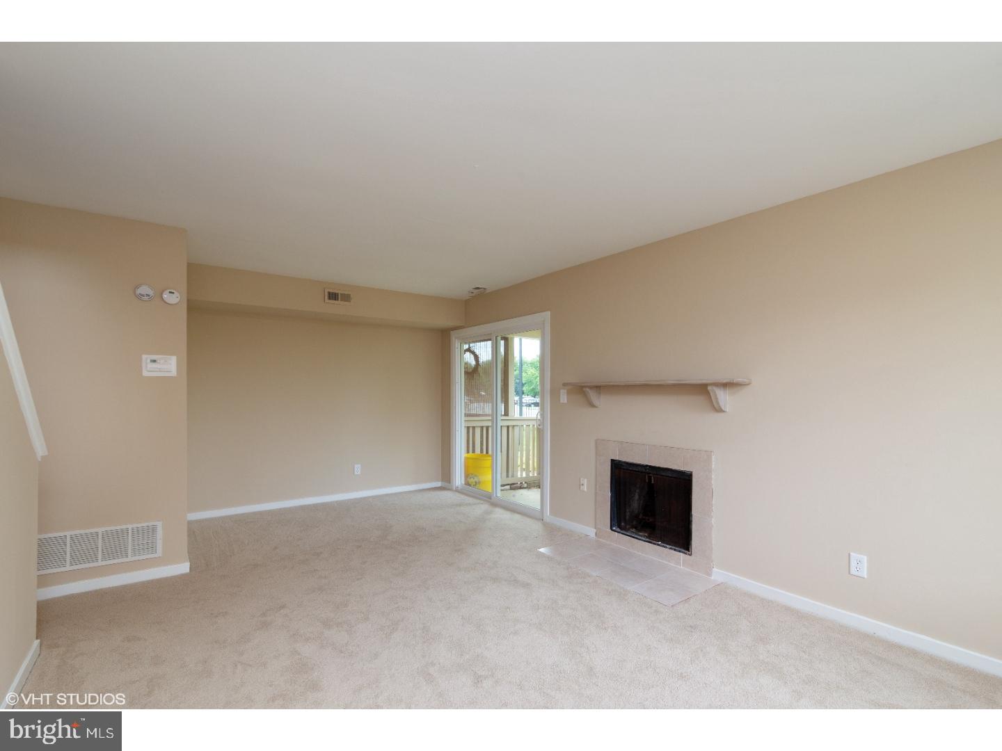 116 Sandra Road Voorhees, NJ 08043 - Photo 4 of 25