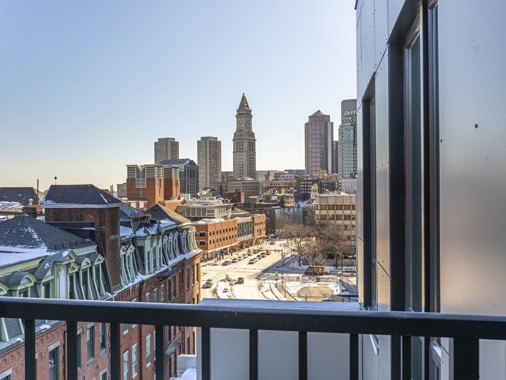 121 Portland Street, Unit 803 Boston, MA 02114 - Photo 2 of 30