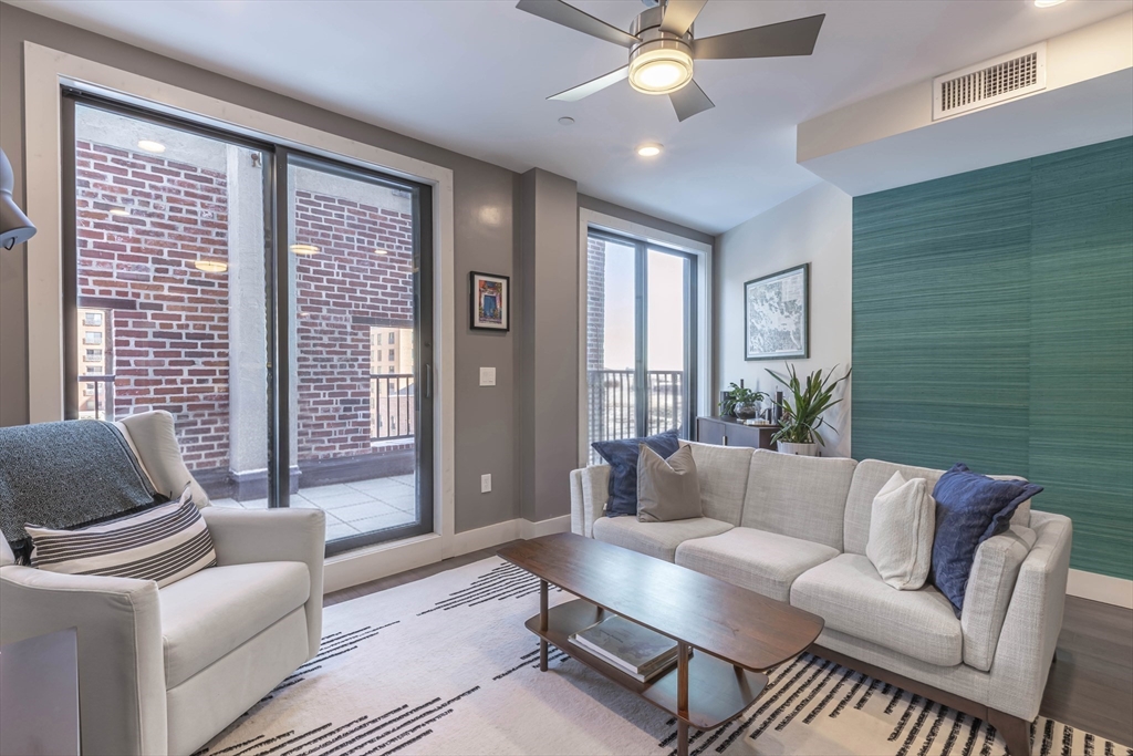 121 Portland Street, Unit 803 Boston, MA 02114 - Photo 5 of 30