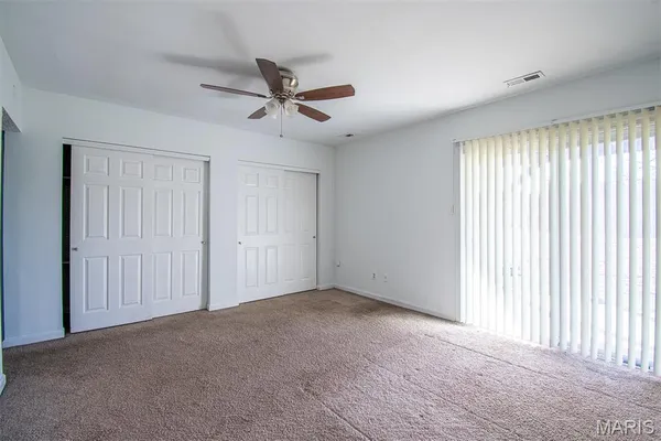 $215,000 | 689 Boca Raton Drive, Unit B, St. Peters, MO 63376