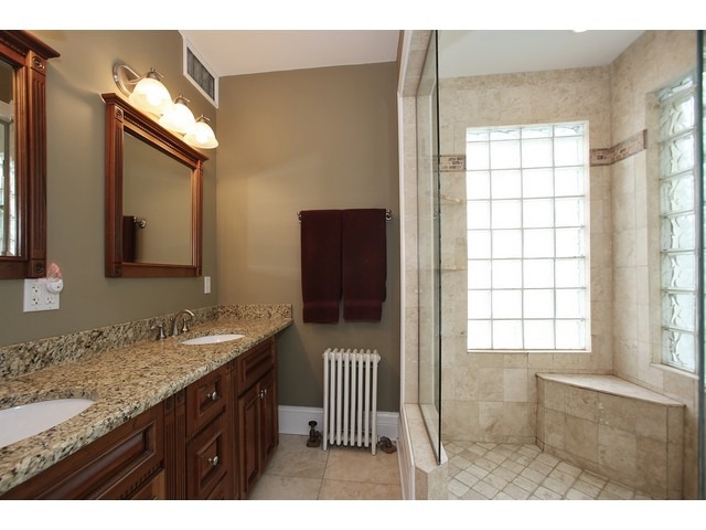 272 Shenstone Road Riverside, IL 60546 - Photo 13 of 25