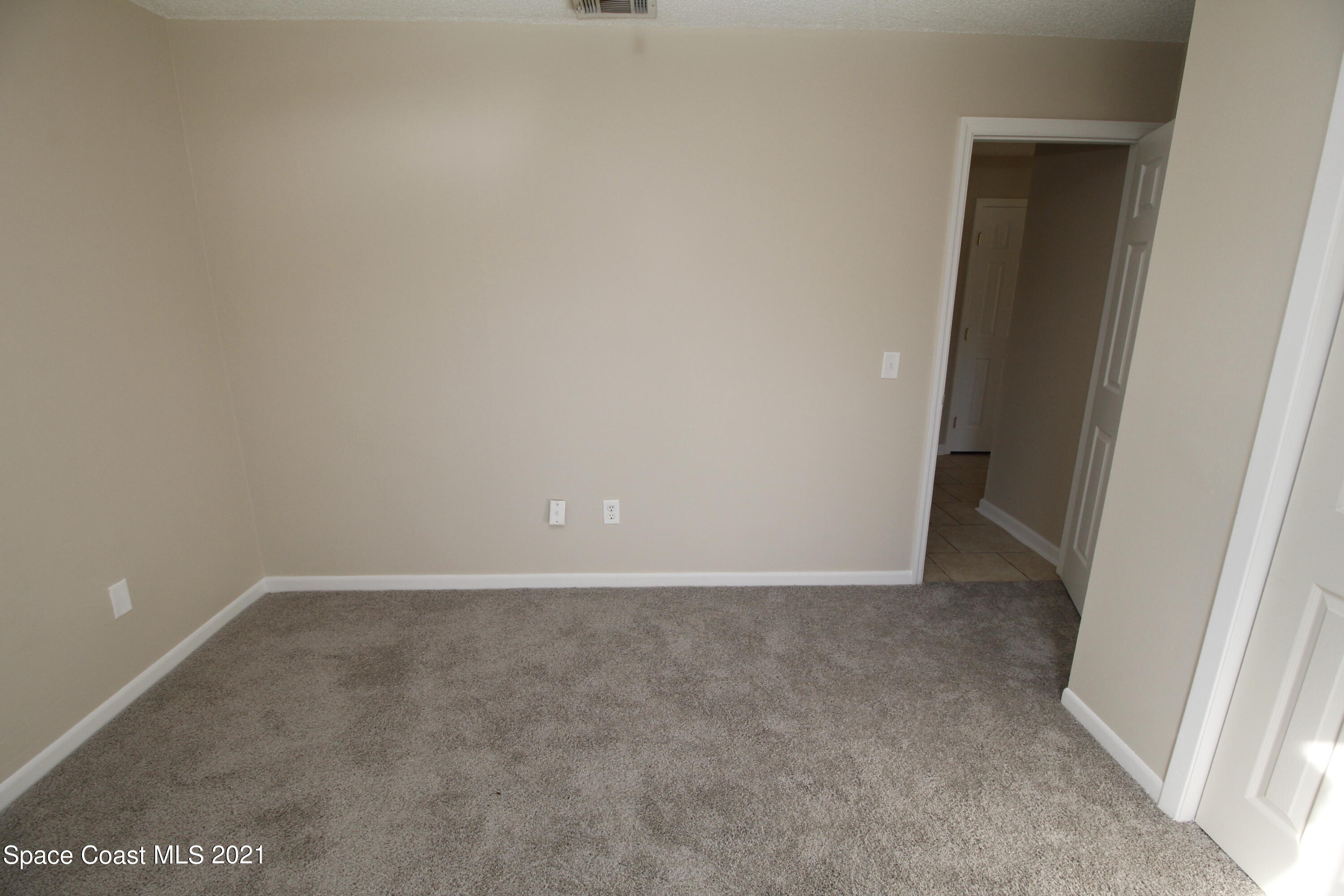 907 Commerce Road Southeast Palm Bay, FL 32909 - Photo 15 of 16 _MG_5461