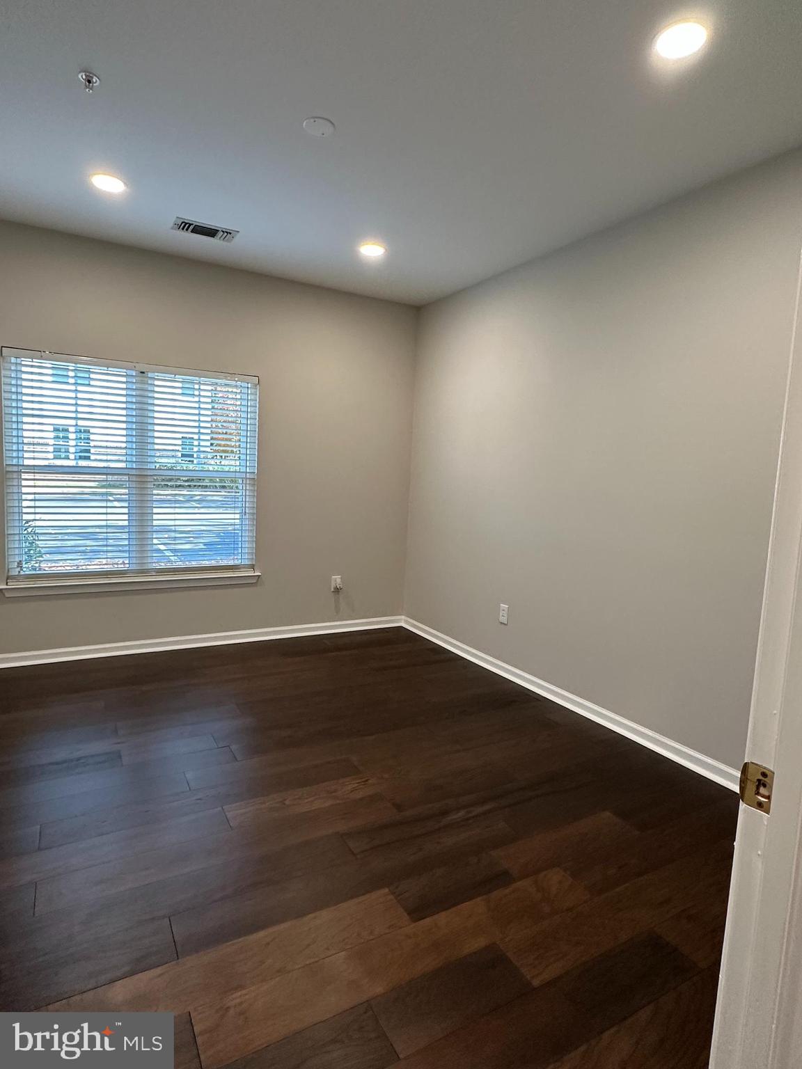 12020 Taliesin Place, Unit 15 Reston, VA 20190 - Photo 12 of 13 Gallery Image 12