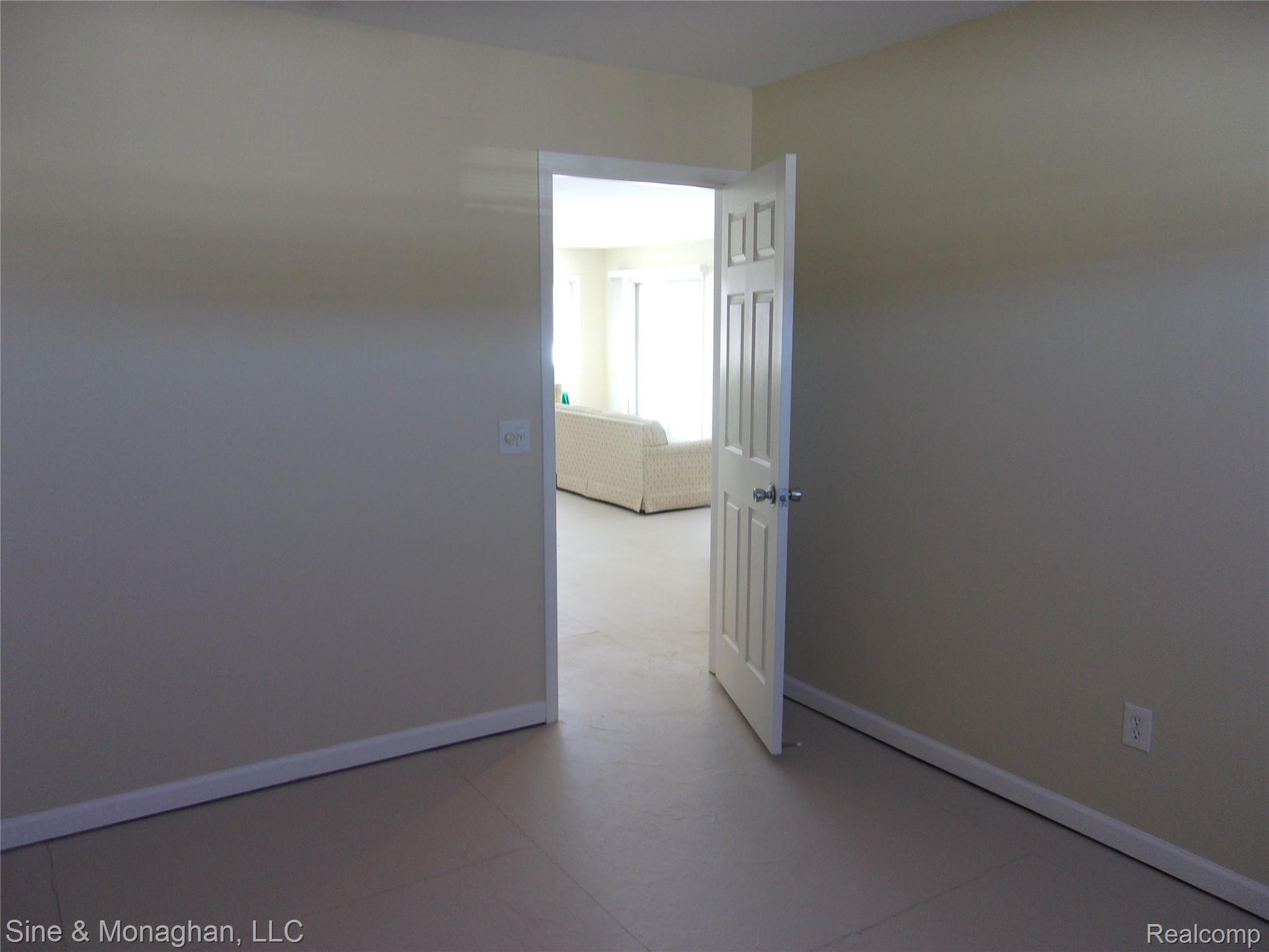 7352 Bealane Road Algonac, MI 48001 - Photo 20 of 42 100_0760.JPG