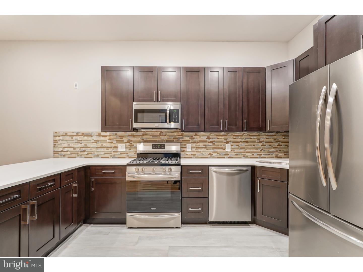 1634 Ridge Avenue, Unit B Philadelphia, PA 19130 - Photo 4 of 22 Gallery Image 4