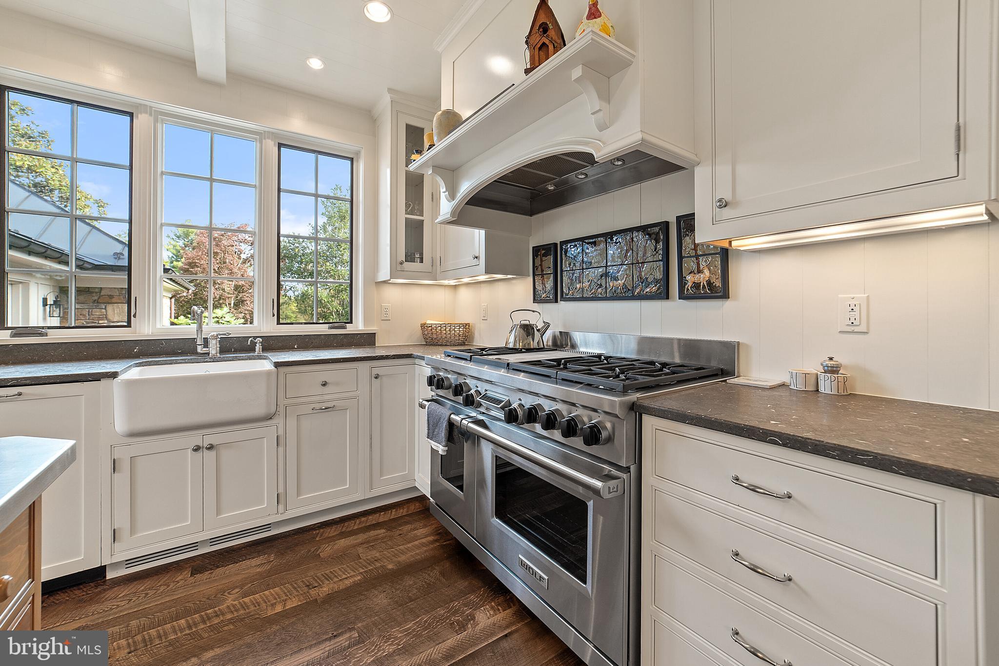 171 Little Long Mountain Road Huntly, VA 22627 - Photo 17 of 50 Impressive Stove and Farmer's Sink