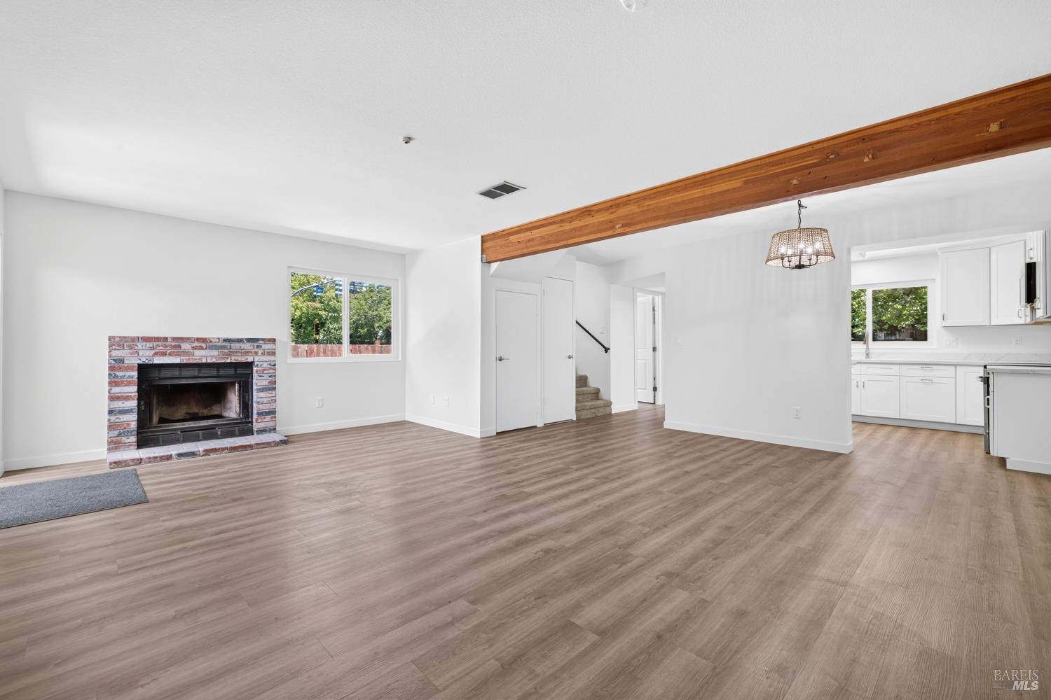 4601 Harbor Lane Rohnert Park, CA 94928 - Photo 15 of 38