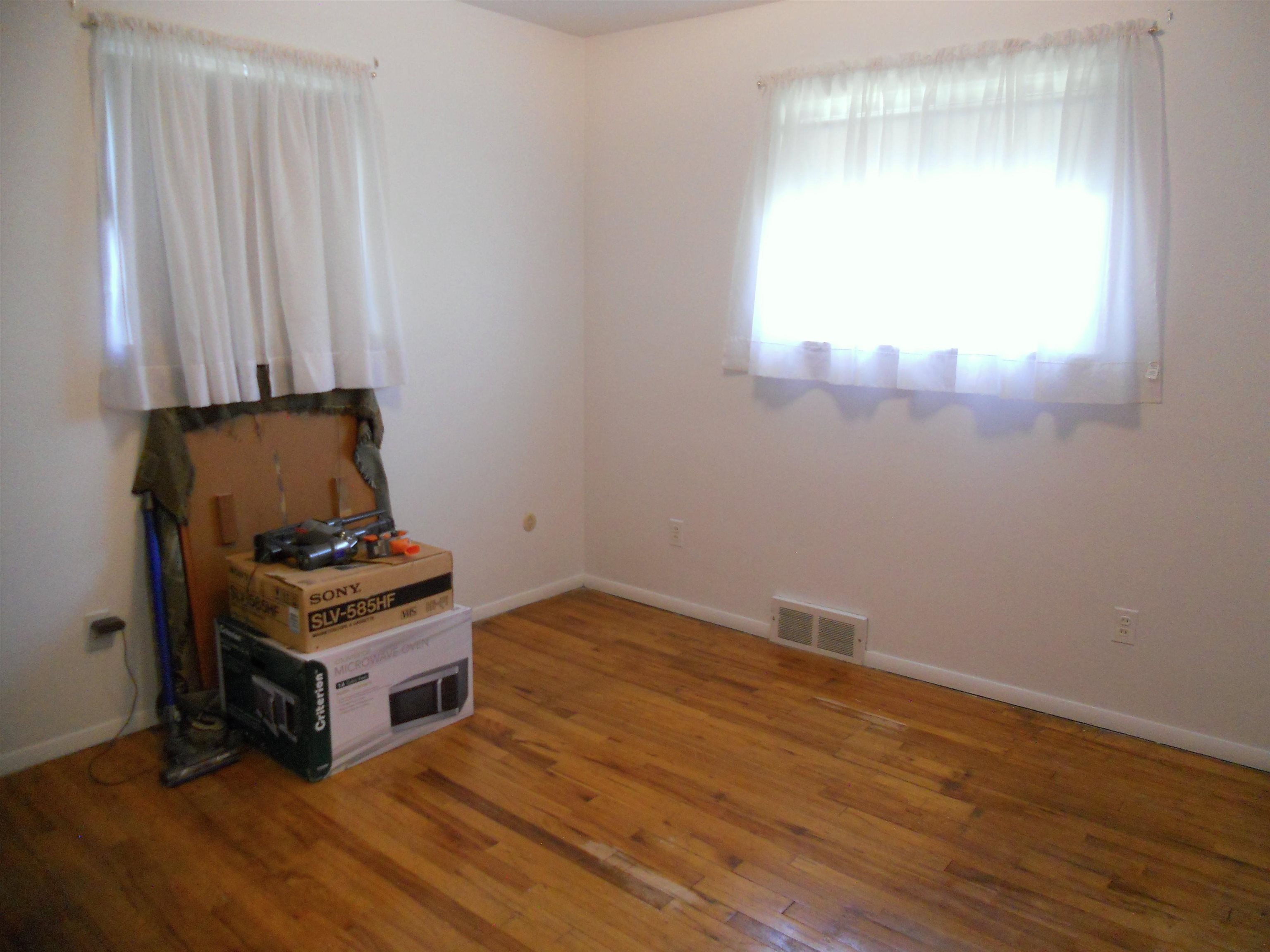2015 Tarry Drive Sterling Heights, MI 48310 - Photo 28 of 51 50143329-e33d1a45-4acf-4d9b-899d-622f83ce9bdb.JPG