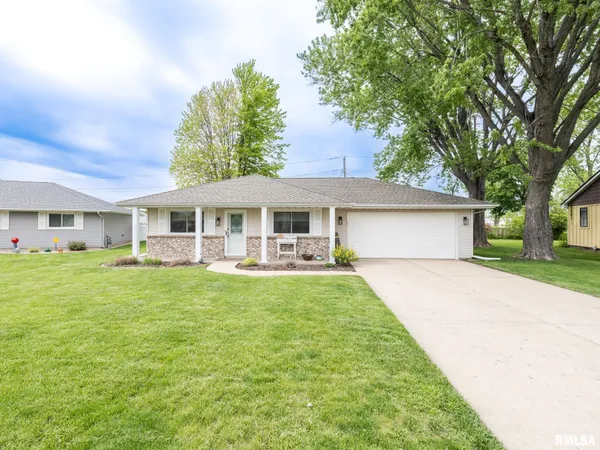 $179,900 | 3819 South Paramount Road, Bartonville, IL 61607