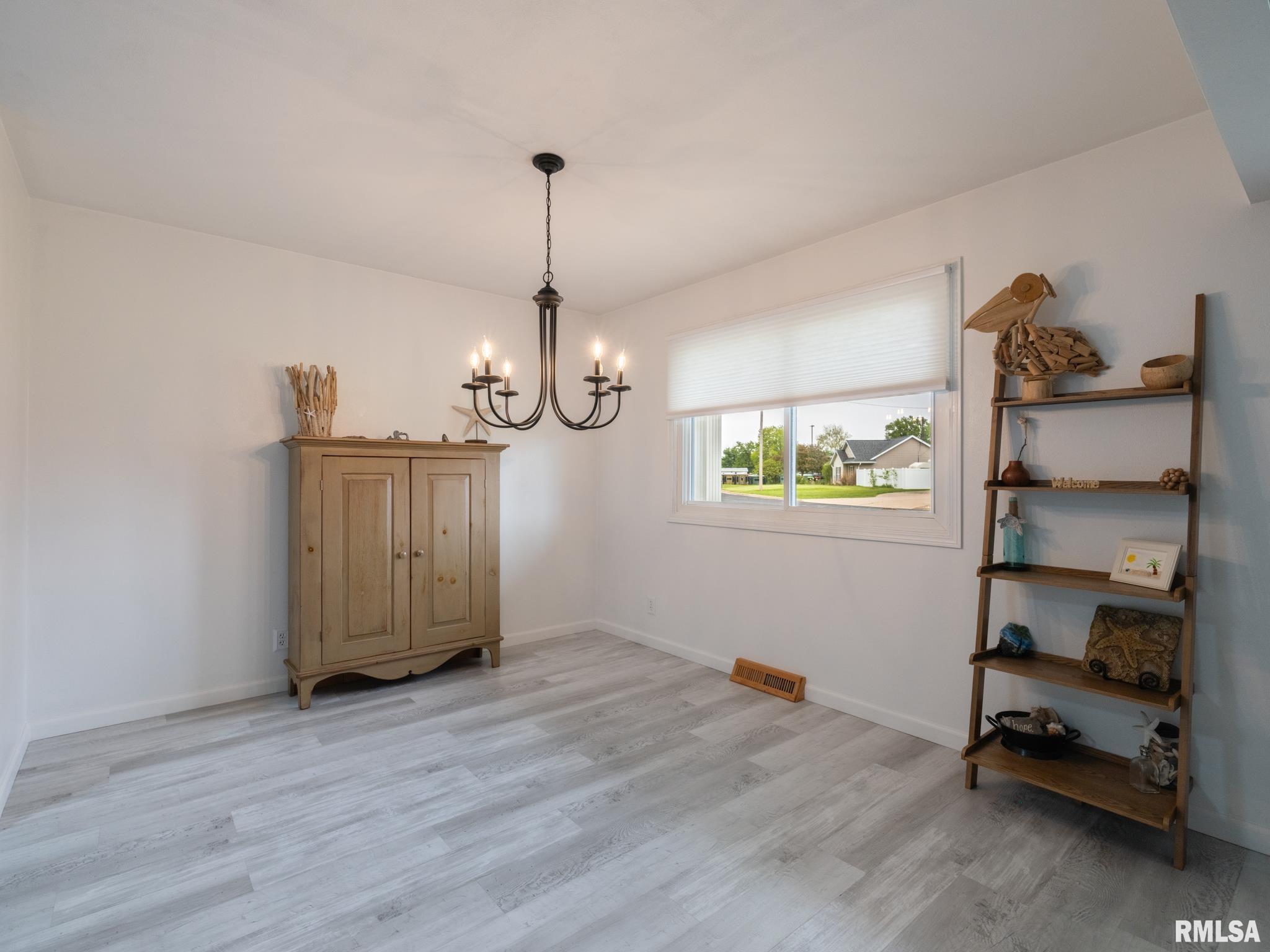 3819 South Paramount Road Bartonville, IL 61607 - Photo 12 of 50