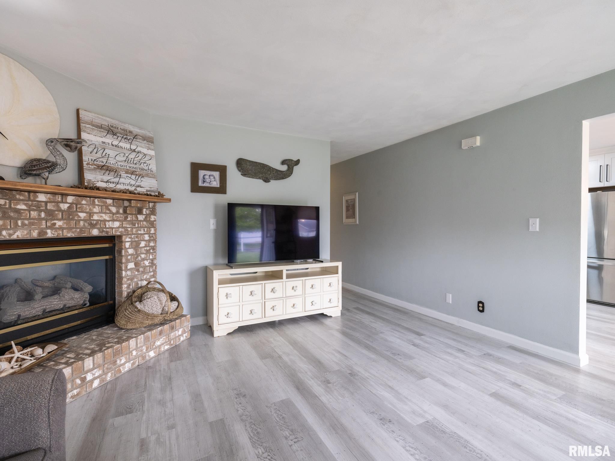 3819 South Paramount Road Bartonville, IL 61607 - Photo 6 of 50
