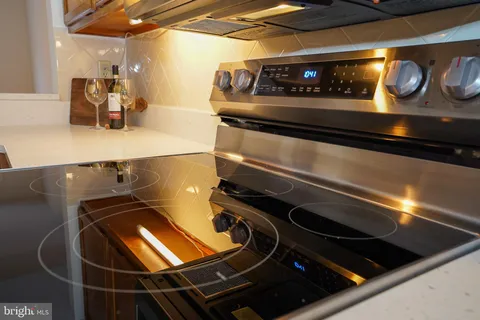 $435,000 | 9453 Clocktower Lane, Columbia, MD 21046