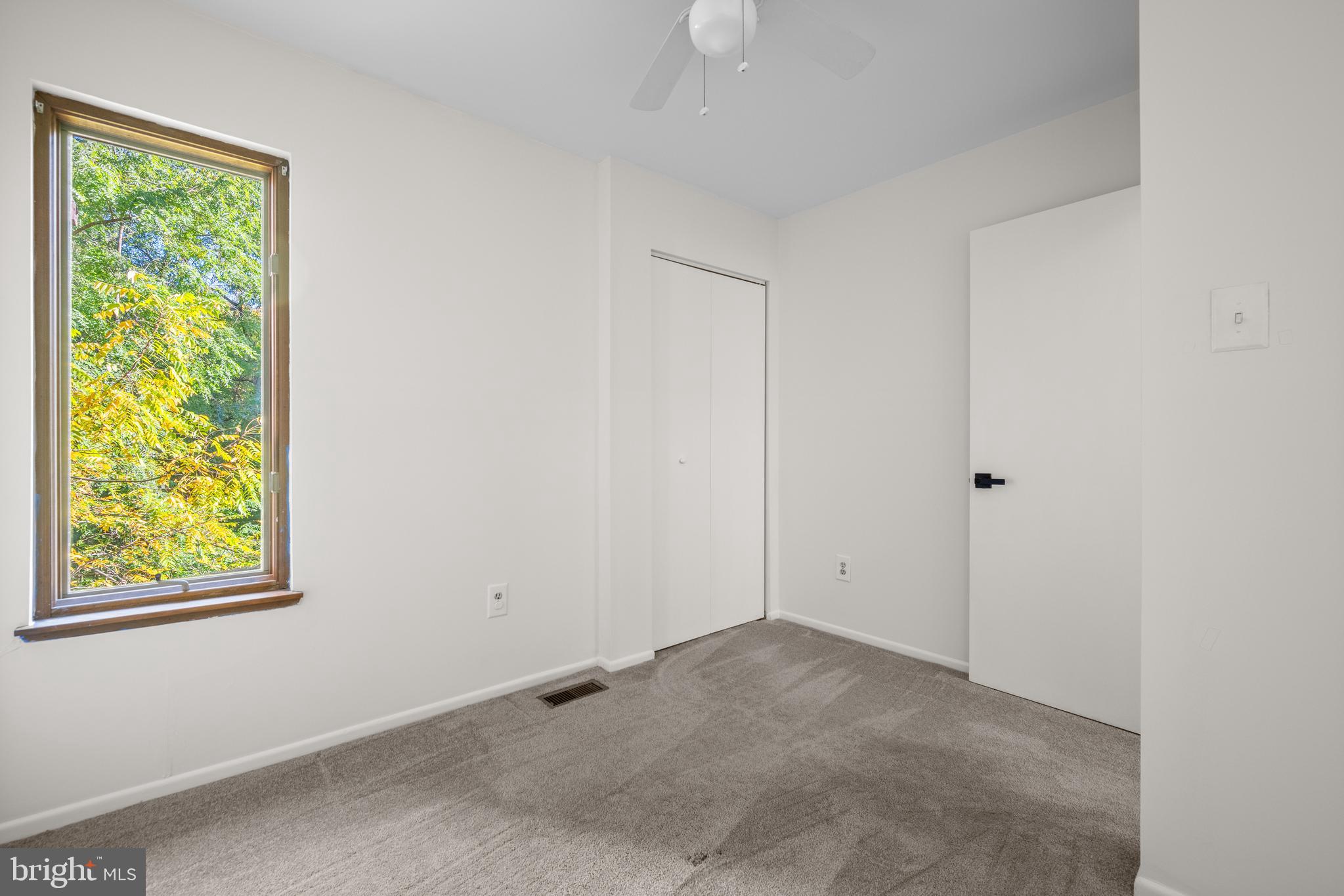 9453 Clocktower Lane Columbia, MD 21046 - Photo 25 of 49 Bedroom 2