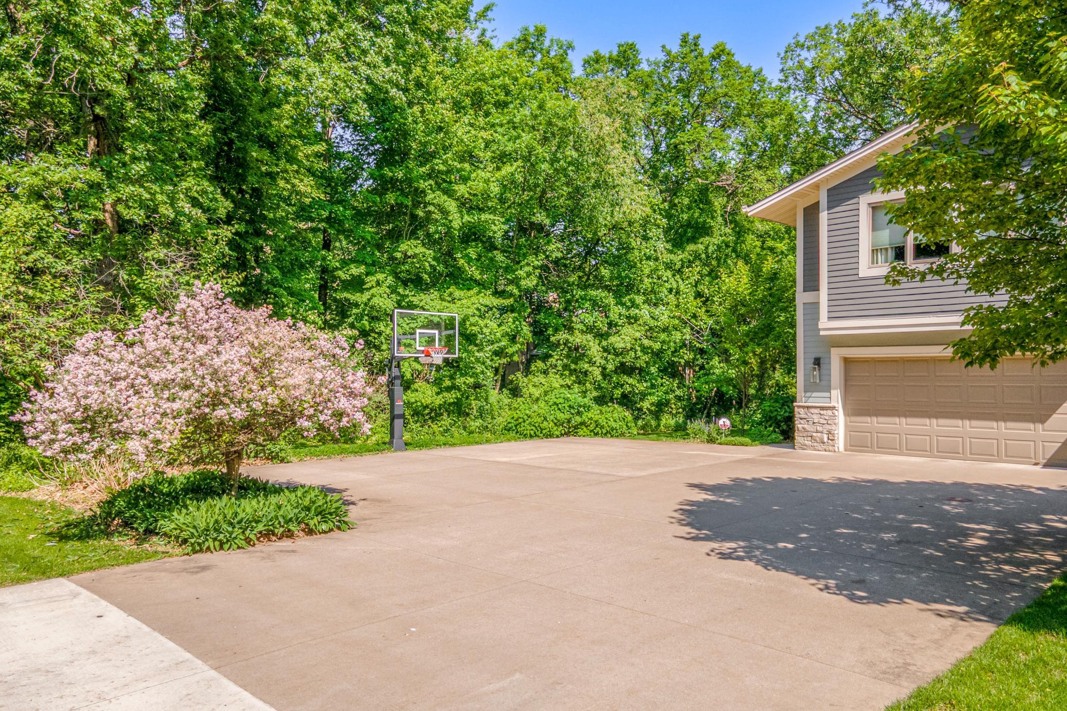 11738 Gentilly Road Maple Grove, MN 55369 - Photo 16 of 19