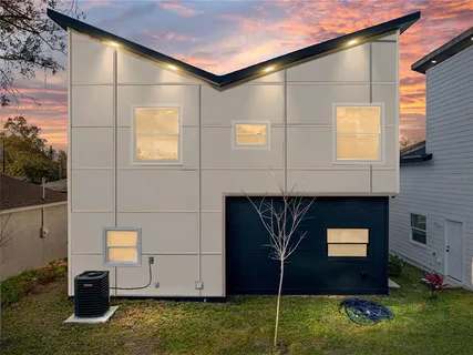 a view of backyard with plants