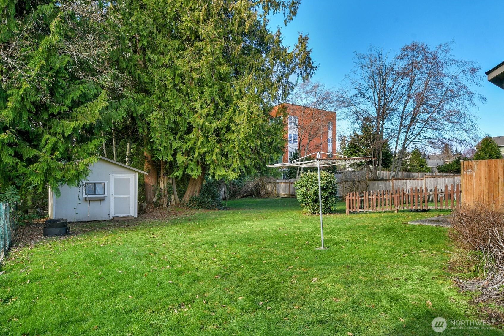 14916 48th Avenue West Edmonds, WA 98026 - Photo 12 of 24