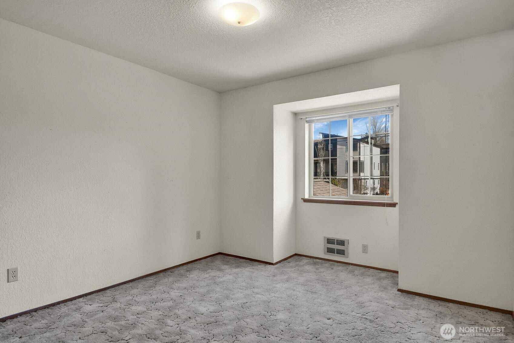 14916 48th Avenue West Edmonds, WA 98026 - Photo 20 of 24
