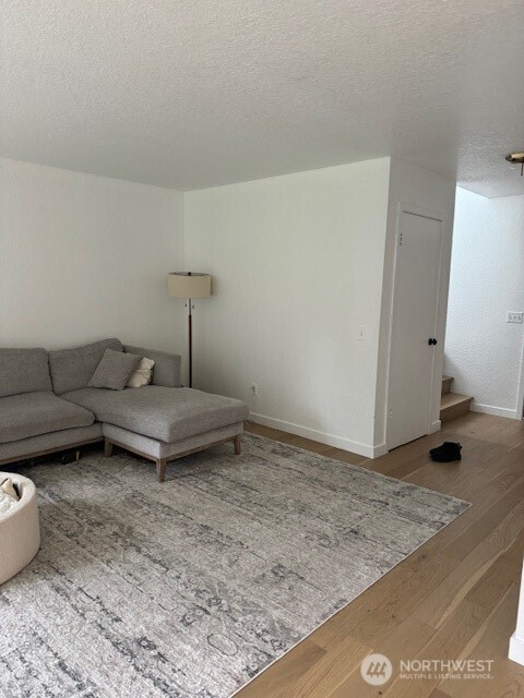 14916 48th Avenue West Edmonds, WA 98026 - Photo 4 of 24