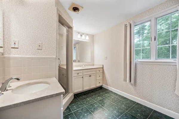$10,000 | 131 Montvale Road, Weston, MA 02493