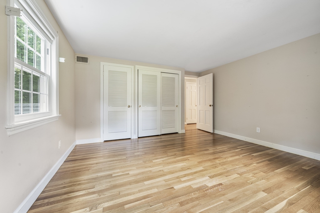 131 Montvale Road Weston, MA 02493 - Photo 29 of 38