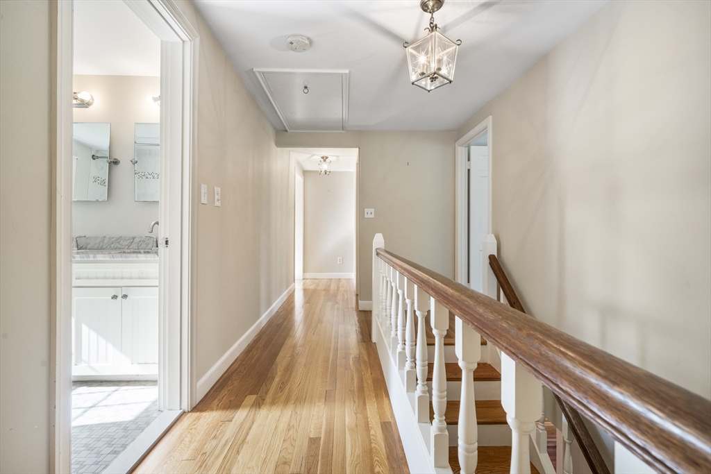 131 Montvale Road Weston, MA 02493 - Photo 30 of 38