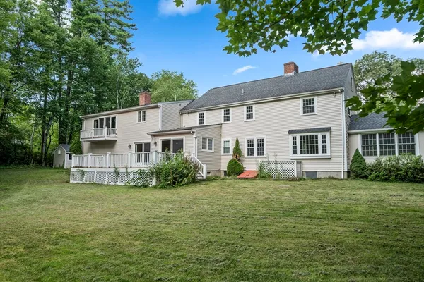 $10,000 | 131 Montvale Road, Weston, MA 02493