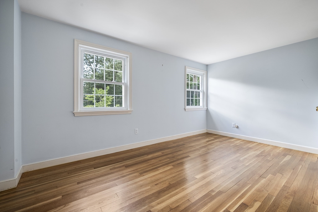 131 Montvale Road Weston, MA 02493 - Photo 6 of 38