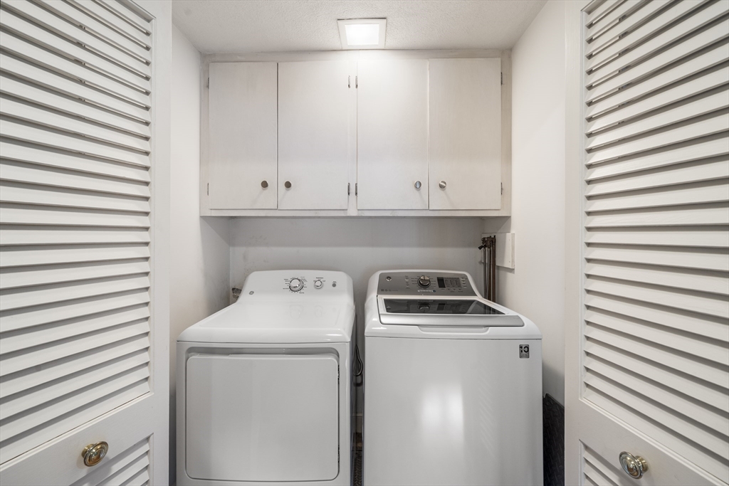 131 Montvale Road Weston, MA 02493 - Photo 10 of 38