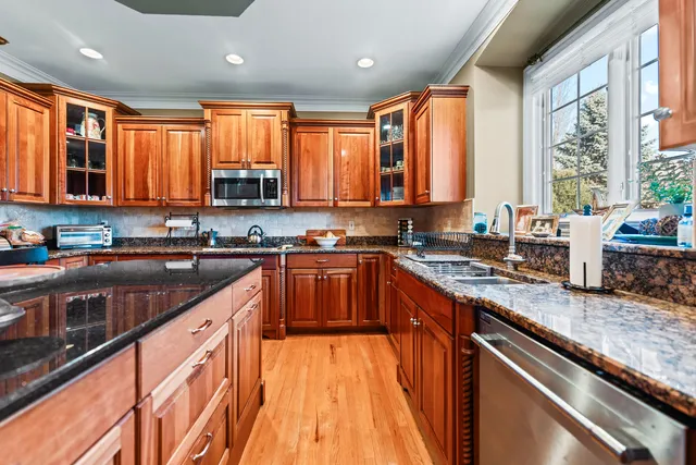 $835,000 | 3-n943 Ralph Waldo Emerson Lane, St. Charles, IL 60175