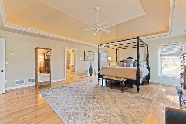 $835,000 | 3-n943 Ralph Waldo Emerson Lane, St. Charles, IL 60175