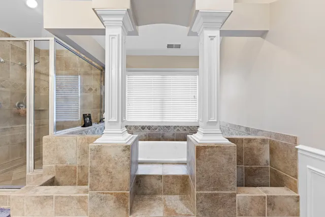 $835,000 | 3-n943 Ralph Waldo Emerson Lane, St. Charles, IL 60175