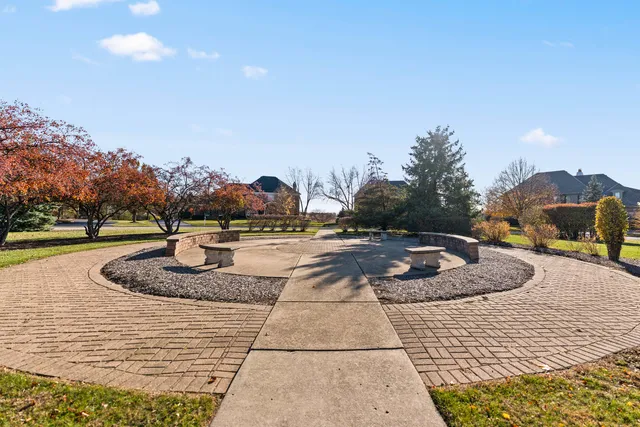 $835,000 | 3-n943 Ralph Waldo Emerson Lane, St. Charles, IL 60175