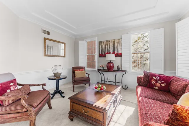 $835,000 | 3-n943 Ralph Waldo Emerson Lane, St. Charles, IL 60175