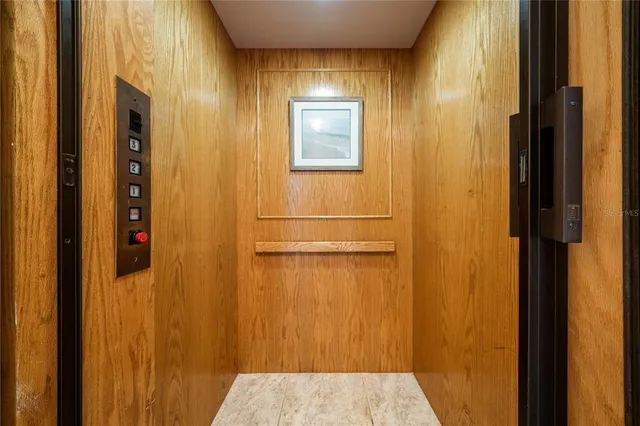 $2,198,500 | 1661 Seabreeze Drive, Tarpon Springs, FL 34689